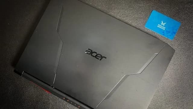 Acer Nitro 5 AN515-57 のクリーニングとサーマルペースト交換