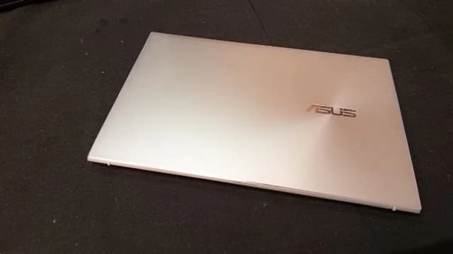 ASUS ZenBook 14s U4700J - サーマルペーストの清掃と交換